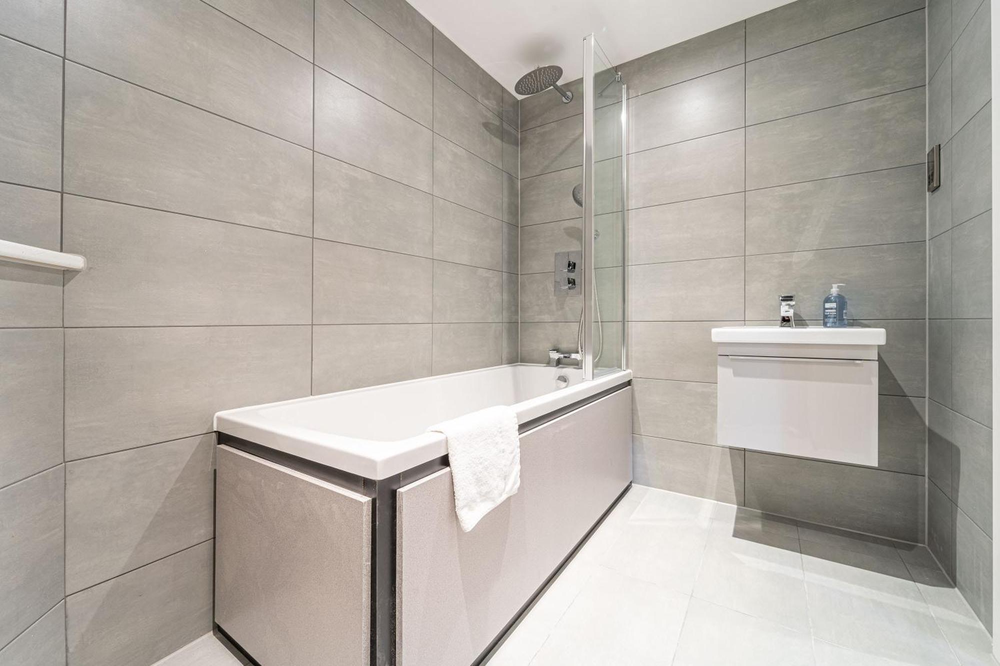Seven Living Residences Solihull - Close To Nec & Bhx - Free Parking المظهر الخارجي الصورة
